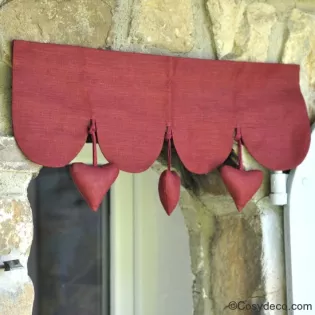 Cantonniere Rouge Coeurs