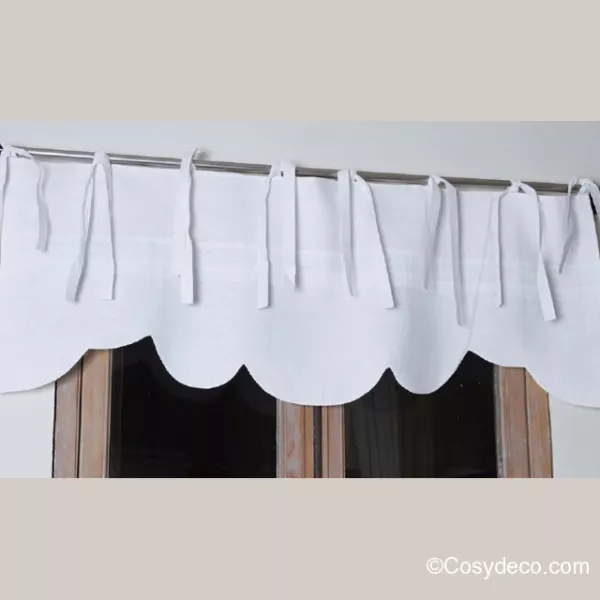 Grande Cantonnière Blanche style Linge ancien en Lin .
