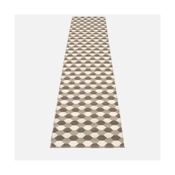 Tapis Plastique Pappelina Dana taupe 