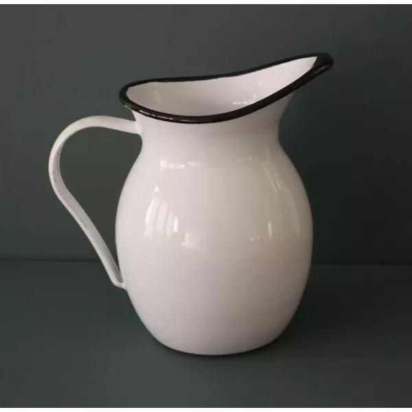 broc à eau emaillé blanc