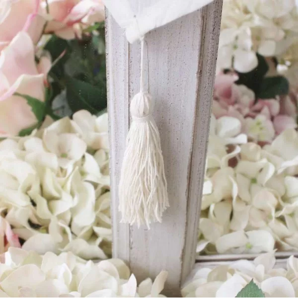 Petit Voilage pompon Romantique prêt à poser