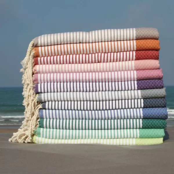 foutas plage nid abeille