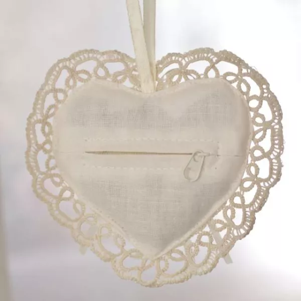 Petit Coeur dentelle à suspendre