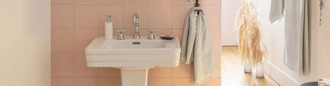 LINGE DE TOILETTE